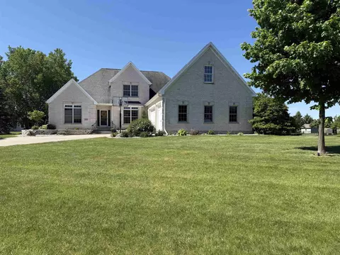 4447 Harbor Village Dr, Omro, WI 54963