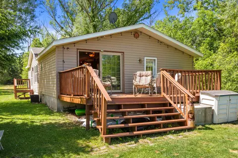 w6576 20th Drive, Wautoma, WI 54982