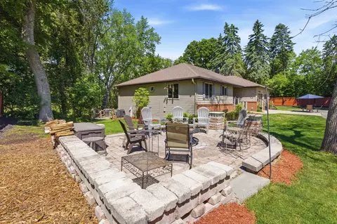 Exterior - 11 Kools Ct, Appleton, WI 54914 photo 7 of 11