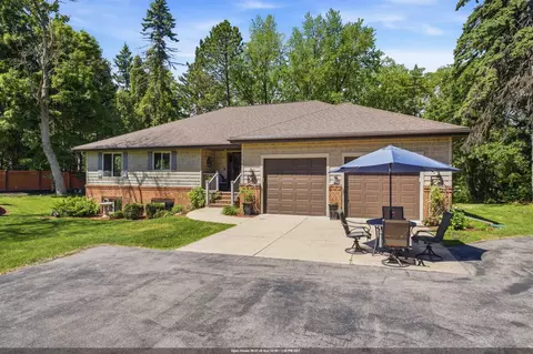 11 Kools Ct, Appleton, WI 54914