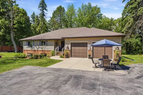 11 Kools Ct, Appleton, WI 54914