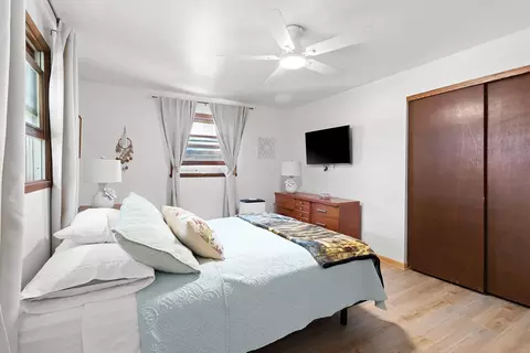 Bedroom - 609 S Memorial Dr, Appleton, WI 54914 photo 4 of 7