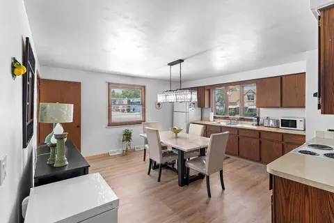 Other - 609 S Memorial Dr, Appleton, WI 54914 photo 2 of 8
