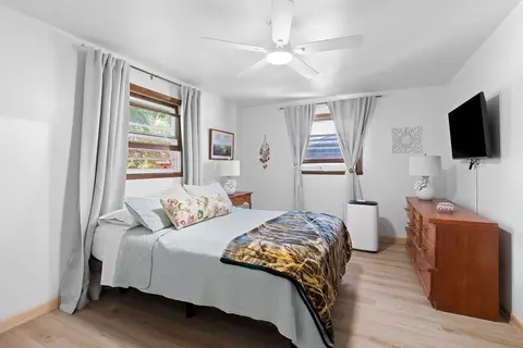 Bedroom - 609 S Memorial Dr, Appleton, WI 54914 photo 6 of 7