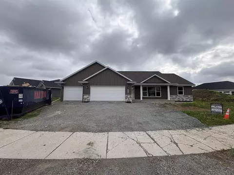 1400 Divinity Dr, De Pere, WI 54115
