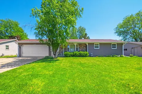 2430 Heather Rd, Green Bay, WI 54311