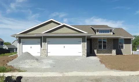 2520 Kilrush Rd, De Pere, WI 54115