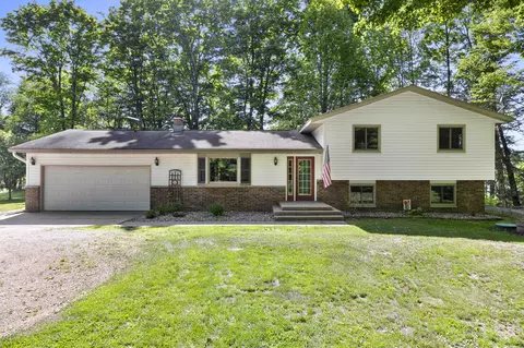 759 Hemlock Dr, Wabeno, WI 54566