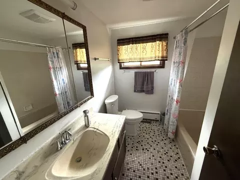Bath - 1170 Overlook Dr, Eagle River, WI 54521 photo 1 of 2