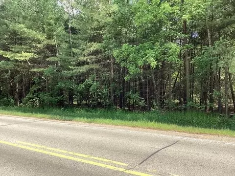 County Rd E, Neshkoro, WI 54960