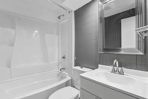 Bath - 1831 S Oneida St, Appleton, WI 54915 photo 1 of 1