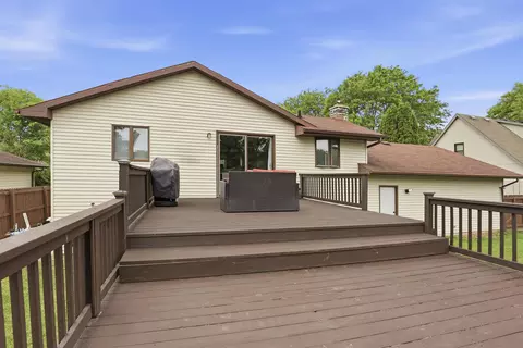 Exterior - 3236 S Whip Poor Will Ln, Appleton, WI 54915 photo 3 of 8