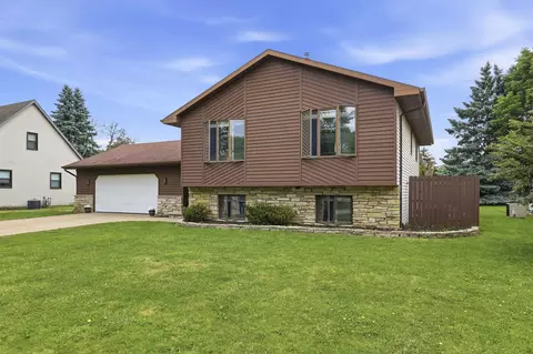 3236 S Whip Poor Will Ln, Appleton, WI 54915