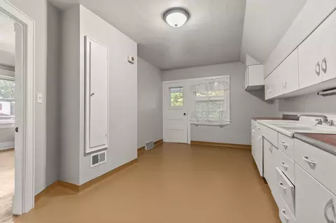 Other - 719 S State St, Appleton, WI 54911 photo 9 of 11