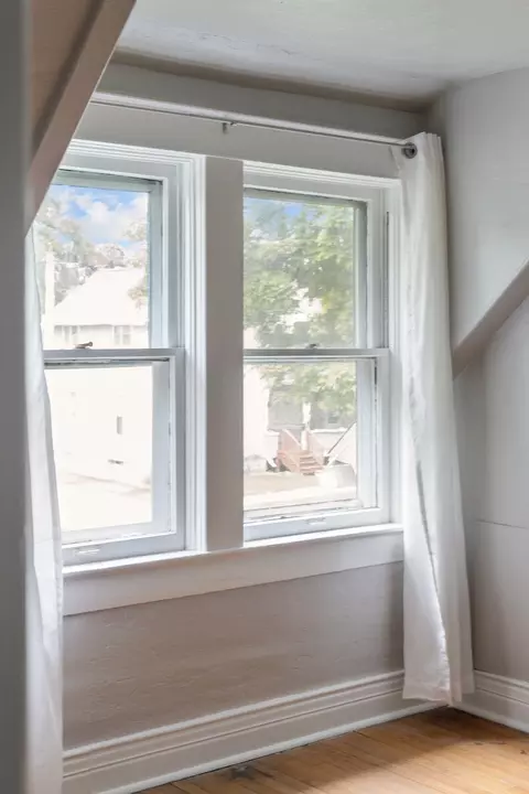 Bedroom - 719 S State St, Appleton, WI 54911 photo 3 of 10