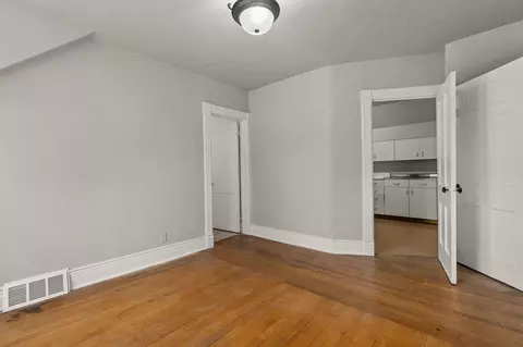 Bedroom - 719 S State St, Appleton, WI 54911 photo 5 of 10
