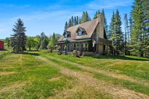 5132 Stricker Ln, Florence, WI 54121