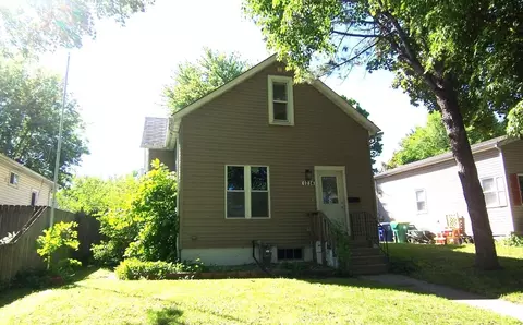 1214 S Greenwood Ave, Green Bay, WI 54304