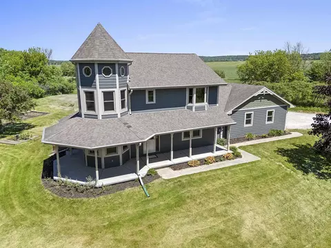 1369 Fair Rd, Greenleaf, WI 54126