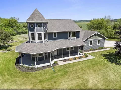 1369 Fair Rd, Greenleaf, WI 54126