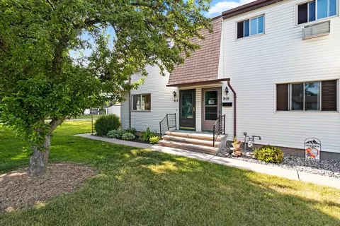 812 Kay Kourt, Neenah, WI 54956