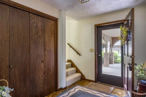 Entry Way - 1017 E Capitol Dr, Appleton, WI 54911 photo 1 of 1