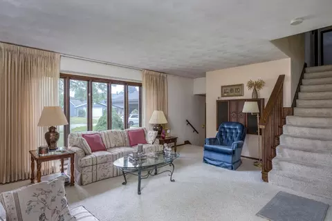 Living - 1017 E Capitol Dr, Appleton, WI 54911 photo 1 of 6