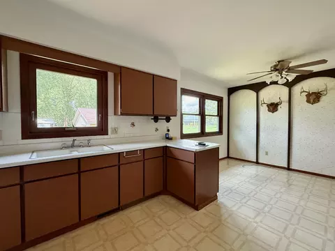 Kitchen - n110 Weir Drive, Berlin, WI 54923 photo 3 of 7