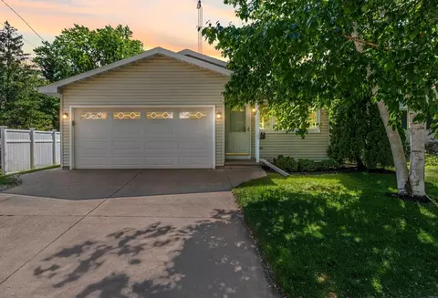 2352 Mt Vernon St, Oshkosh, WI 54901