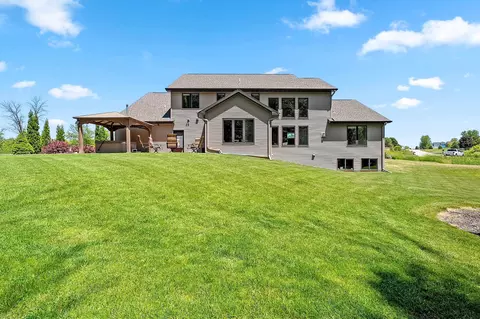 Exterior - w4269 Rose Tree Drive, Appleton, WI 54913 photo 7 of 12