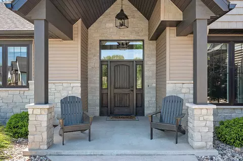 Exterior - w4269 Rose Tree Drive, Appleton, WI 54913 photo 3 of 12