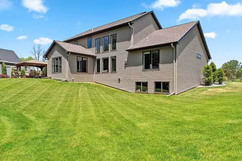 Exterior - w4269 Rose Tree Drive, Appleton, WI 54913 photo 9 of 12