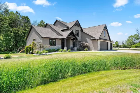 Exterior - w4269 Rose Tree Drive, Appleton, WI 54913 photo 11 of 12