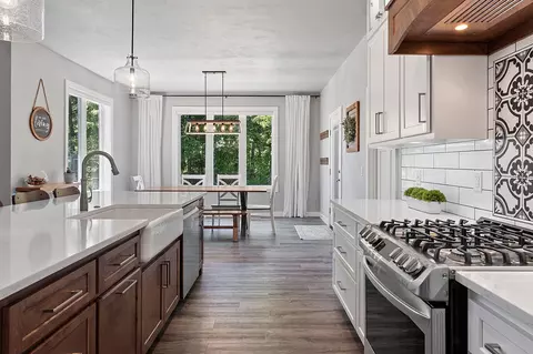 Kitchen - w4269 Rose Tree Drive, Appleton, WI 54913 photo 6 of 9