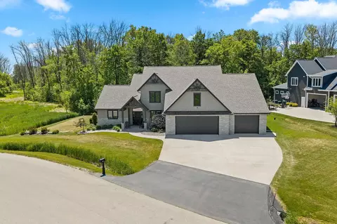 View/Area - w4269 Rose Tree Drive, Appleton, WI 54913 photo 3 of 14