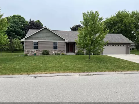 1830 Kentucky St, Sturgeon Bay, WI 54235