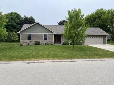 1830 Kentucky St, Sturgeon Bay, WI 54235