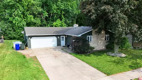 1708 Thelen Ave, Kaukauna, WI 54130