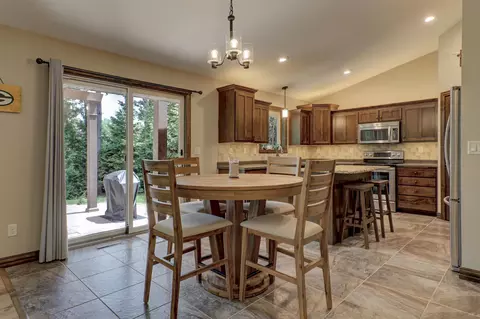 Dining - 4800 N Indigo Ln, Appleton, WI 54913 photo 1 of 1