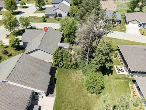 View/Area - 4800 N Indigo Ln, Appleton, WI 54913 photo 4 of 12