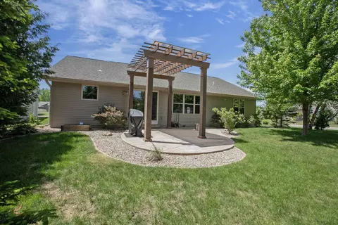 Exterior - 4800 N Indigo Ln, Appleton, WI 54913 photo 6 of 8