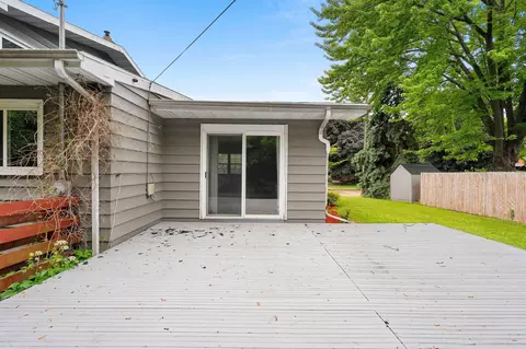 Exterior - 1618 S Riverdale Dr, Appleton, WI 54914 photo 7 of 13