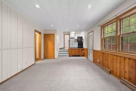 Living - 1618 S Riverdale Dr, Appleton, WI 54914 photo 5 of 7