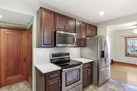 Kitchen - 821 S Weimar St, Appleton, WI 54915 photo 3 of 5