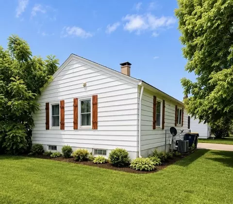 1201 Langlade Ave, Green Bay, WI 54304