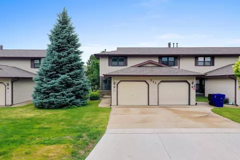 711 Olson Ave #F, Appleton, WI 54914 photo 2