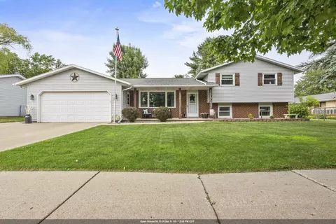 1396 Ponderosa Ave, Green Bay, WI 54313