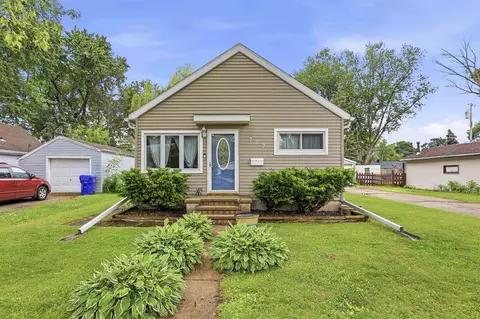 709 E Goodall St, Appleton, WI 54915