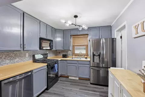 Kitchen - 709 E Goodall St, Appleton, WI 54915 photo 1 of 1
