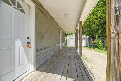Exterior - 1014 W Kamps Ave, Appleton, WI 54914 photo 12 of 12